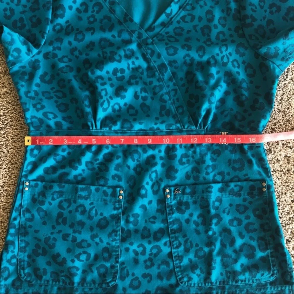 Koi Sapphire blue/gray animal print scrubs top. - Picture 7 of 7